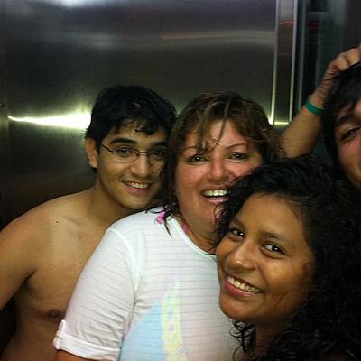 Timeline: Estudié en Playa del Carmen.