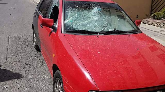 Afines al MAS atacan viviendas y un automóvil particulares