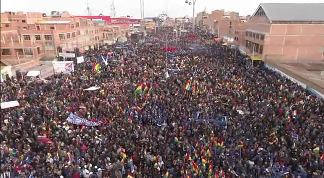Afines al MAS realizarán vigilia en plaza Murillo en apoyo a Evo