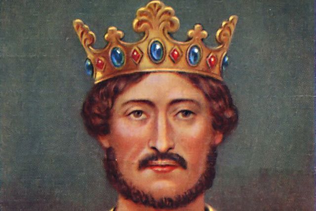 Richard crowned king