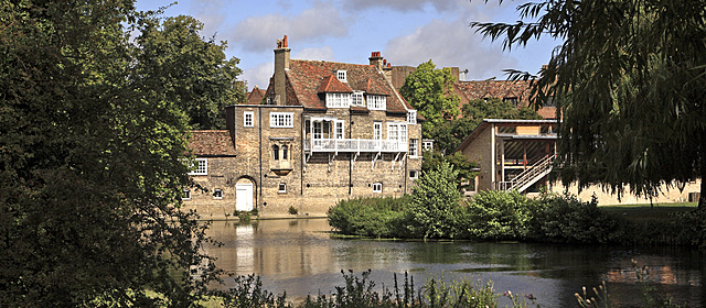 Comienza en Cambridge