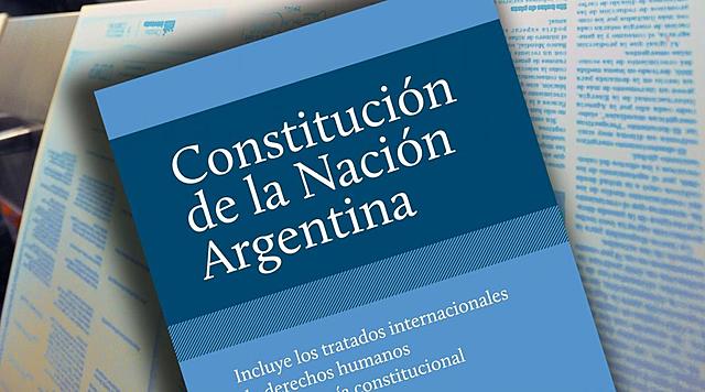 Se sanciona una nueva constitucion