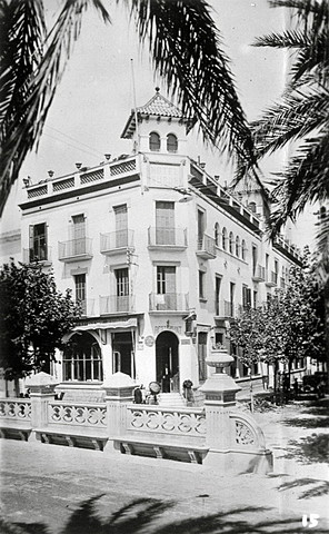 PRIMER EDIFICIO ESPAÑOL CON EL PROPÓSITO DE CONVERTIRSE EN HOTEL