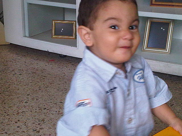 Taking the photo for the American visa