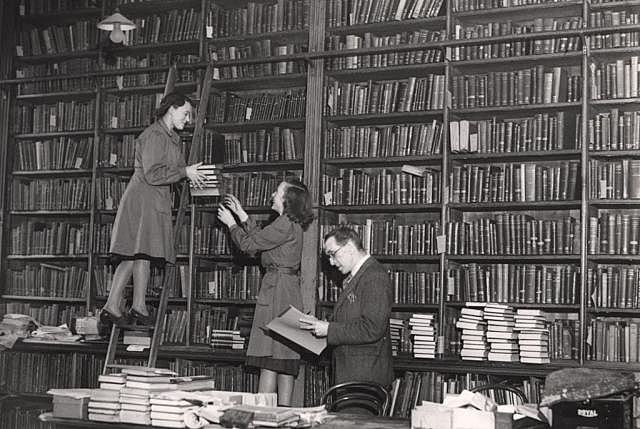 Los servicios bibliotecarios en la década de 1950