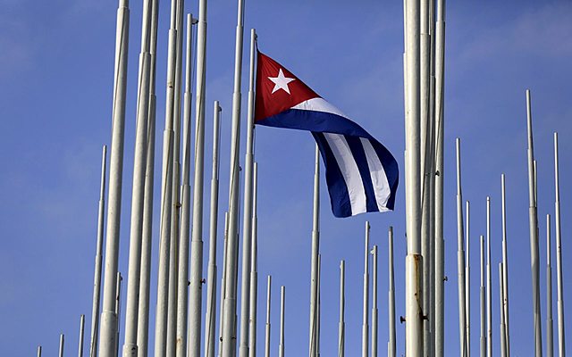 MÉXICO APOYA A CUBA  CREANDO FUERTES LAZOS