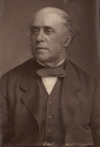 PRIMER VIAJE ORGANIZADO