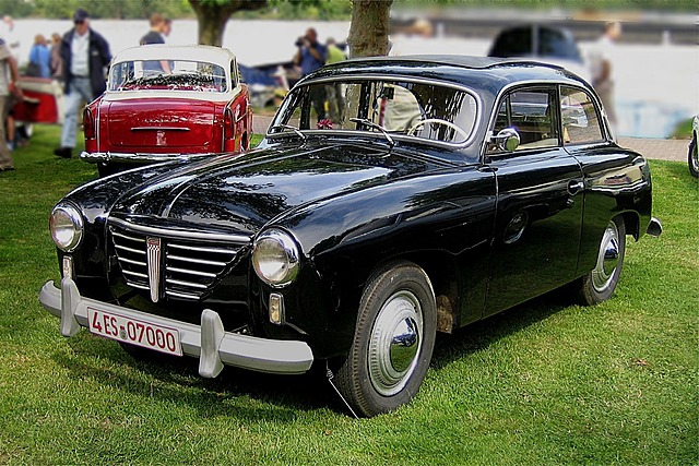 FIRST CAR WITH FUEL INJECTION HITS THE MARKET