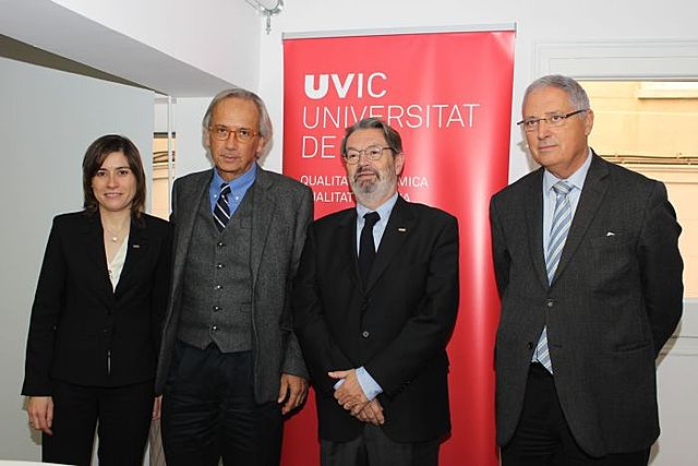 Creació de la  Càtedra de la Sida i malalties relacionades