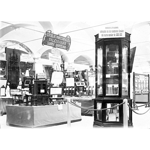 PRIMER SERVICIO DE ORIENTACIÓN EN ESPAÑA