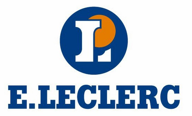 ouverture du premier magasin LECLERC