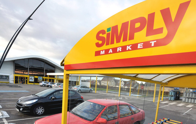 Transformation des magasins ATAC en SimplyMarket