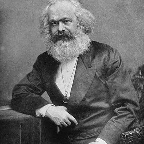 Nacimiento de Karl Heinrich Marx.