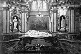 Queen Victoria passes away