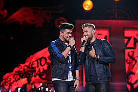 Esquece o mundo lá fora