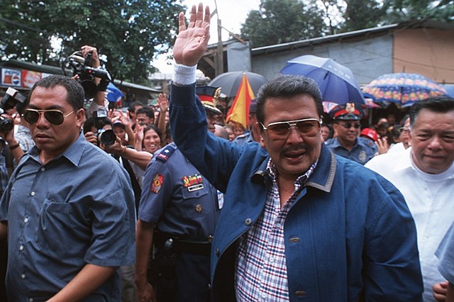 Joseph Estrada - Filipinas