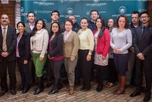 PEDAGOGÍA EN BUSCA DE DOCENTES ( 2007)