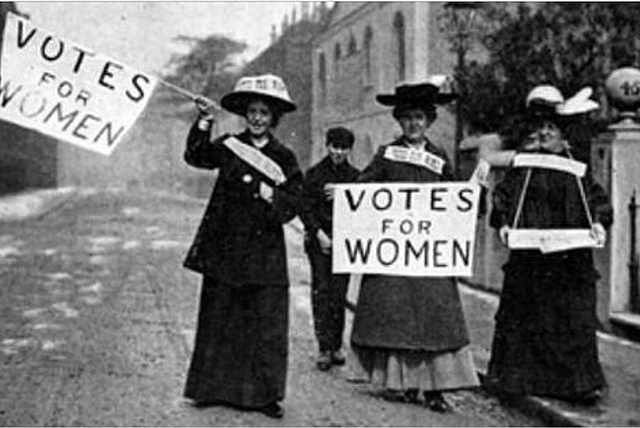 Inicio del movimiento Sufragista.