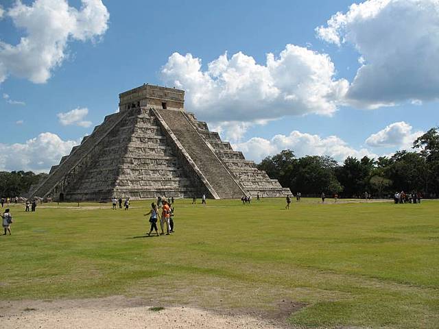 Declínio das dinastias de Chichen e Uxmal