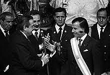 Alfonsín delega el mando a Menem