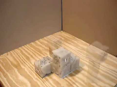 Self replicating robots