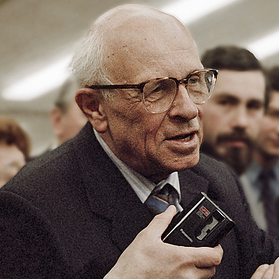 Timeline: Andrei Dmitrievich Sakharov (1921 - 1989)