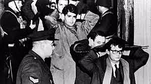 " La noche de los bastones largos "