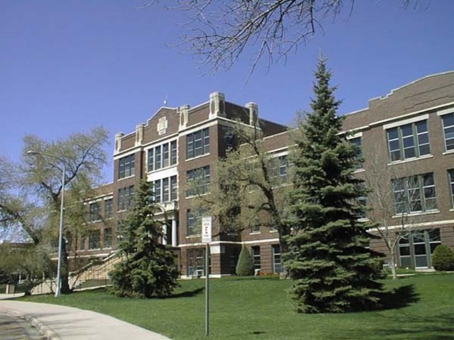 Starting University at Minot State University