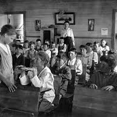 Timeline: historia de la pedagogía