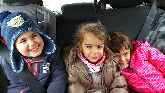 Bruno, Miriam y yo saliendo del cole