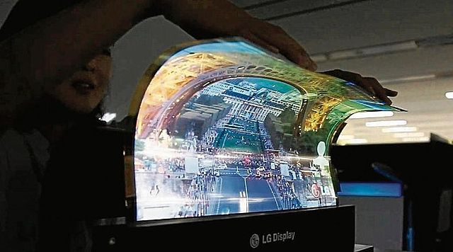 UN TELEVISOR ENROLLABLE