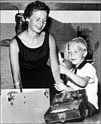 Birth of Bill Gates.