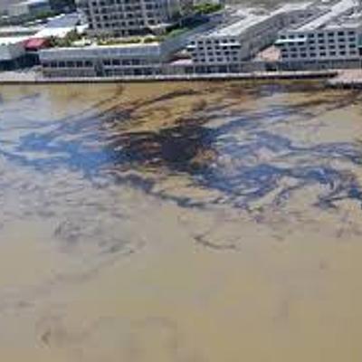 Timeline: Methods used to clean up an oil spill