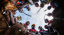 Timeline: África, un continente ricamente pobre.