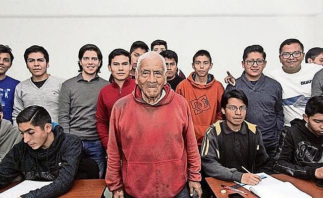 LA EDUCACION AL SERVICIO DE LA PERSONA duante el Siglo XX