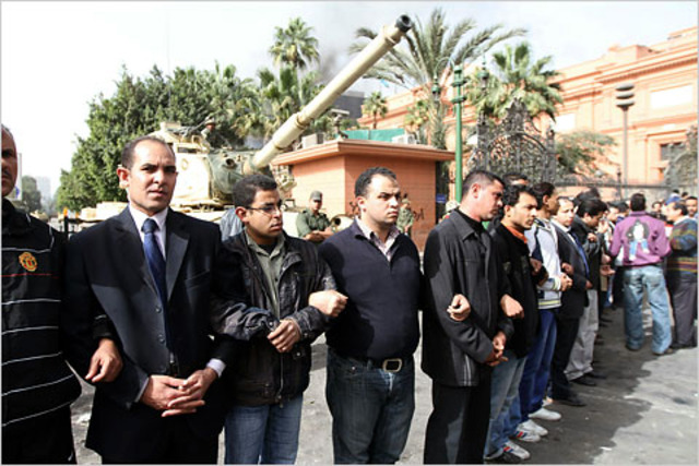 Human Chain, Google exec Wael Ghonim