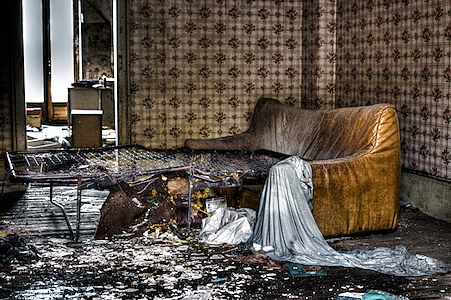 Sébastien - Décliner une série en changeant de supports, de formats, d'outils, de style, de catégorie / "Nuit d'ivresse" de Alaing Keltz