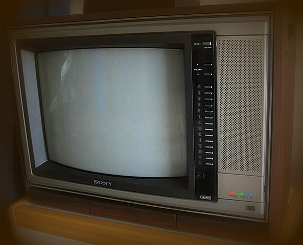 Televisor a control remoto