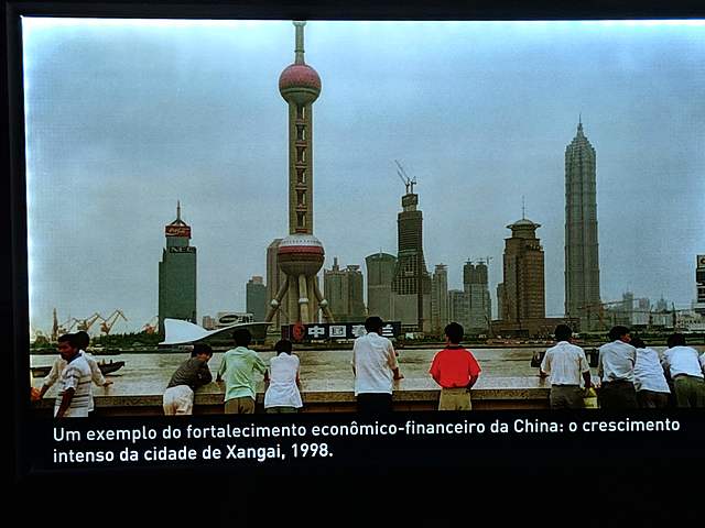 China crescendo 1998