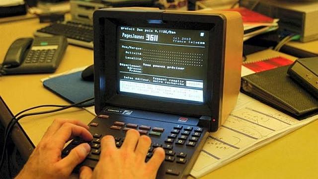 En France, création du Minitel