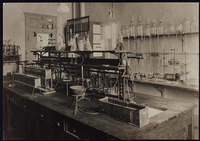 DESCUBRIMIENTO DE LA INSULINA