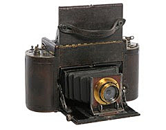 Primera SLR conocida