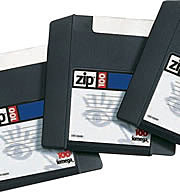 Dispositivos de almacenamiento (Unidades Zip)