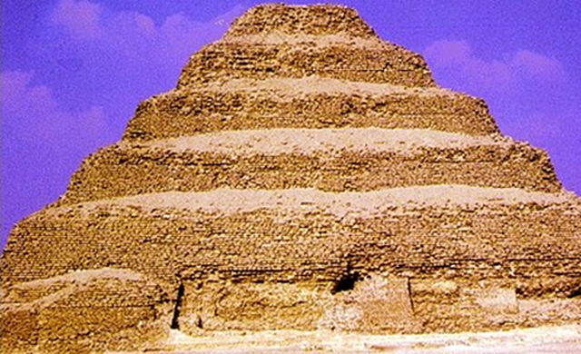 Pirámide escalonada de Zoser