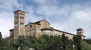 Estudios secundario y sacerdote