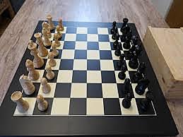 Siglo VI d.C (India): "Ajedrez".