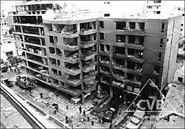 Atentados contra el canal Frecuencia Latina y calle Tarata