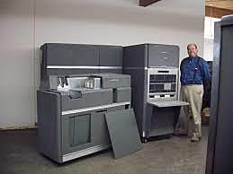 Primera Computadora IBM650