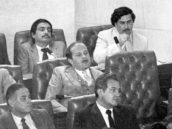Pablo Escobar como Político