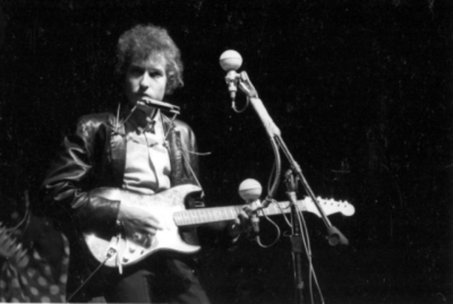 Bob Dylan goes electric at Newport Folk Festival